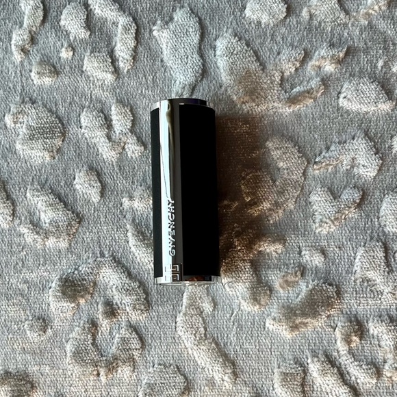 GIVENCHY Le rouge Interdit Intense silk mini - Picture 3 of 3